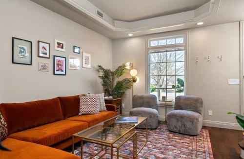 Traverse City House | Urban Stay By The Bay: Downtown Pet-Friendly Home