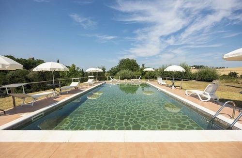 Lidarno House | Vacation Home in Perugia with 3 bedrooms sleeps 6