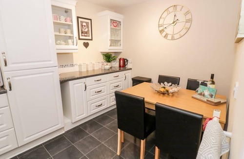 City Centre House | Valentines Cottage, Stratford-Upon-Avon