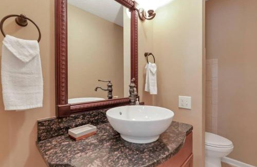 Lancaster Villa | Valley View Villa