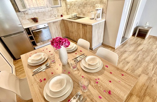 Barbati Apartment | Vasilis Nissaki Luxury Holiday Home