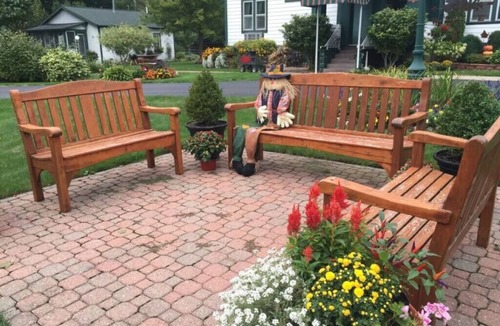 South Haven Cottage | Victoria Resort Cottage D, #1 Rate on Google & Trip Advisor