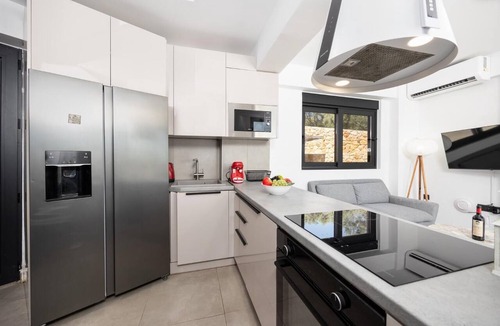 Kavallos Villa | Villa Andria - Five Bedroom Villa, Sleeps 10