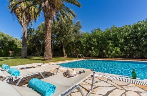 Almiros Beach House | Villa Angelos