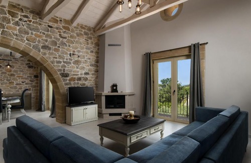 Pervolakia Villa | Villa Antonousa - Private Pool Oasis