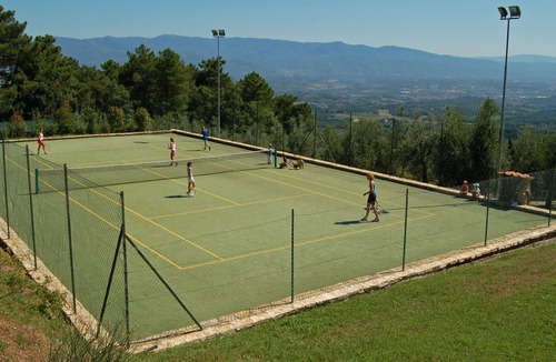 Montegonzi Villa | Villa Bellavista, surrounded by hills
