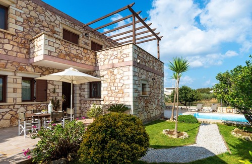 Makhairoi Villa | Villa Chryssa, stone villa with private pool in Neo Chorio village, Chania Crete