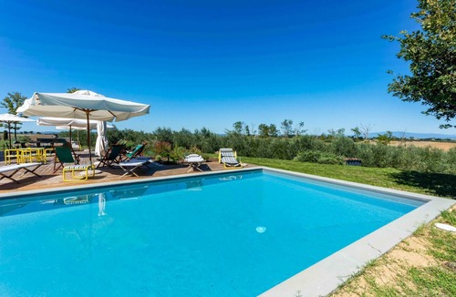 Cortona Villa | Villa Clanis - Eight Bedroom Villa, Sleeps 15