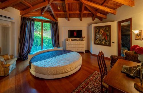 Alba Apartment | Villa DAutore