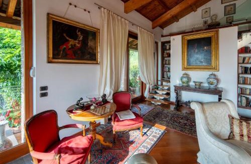 Alba Apartment | Villa DAutore