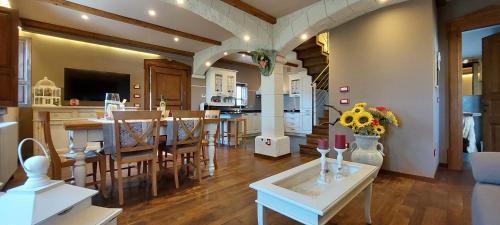Lucinasco House | Villa Desideri Agriturismo Dinoabbo