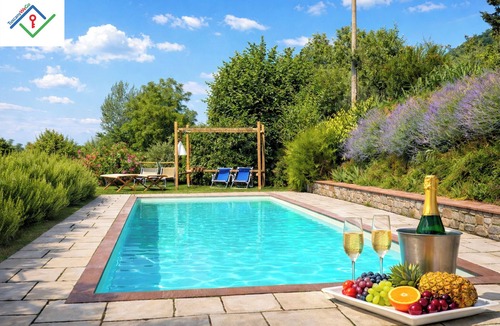 Ciciana Villa | Villa Emilia Private Pool Tuscan Villa with Views near Lucca
