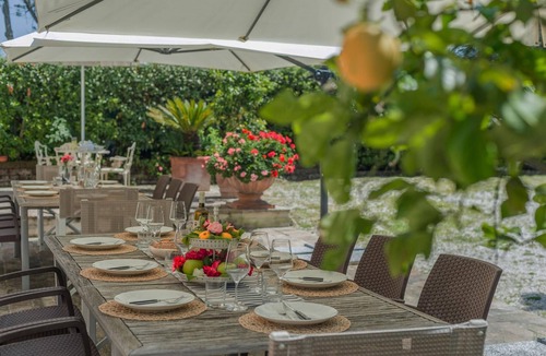 Pesaro Villa | Villa Il Fiore e la Farfalla - Villa, 7 bedrooms, pool, wifi, pets, sea, Marche