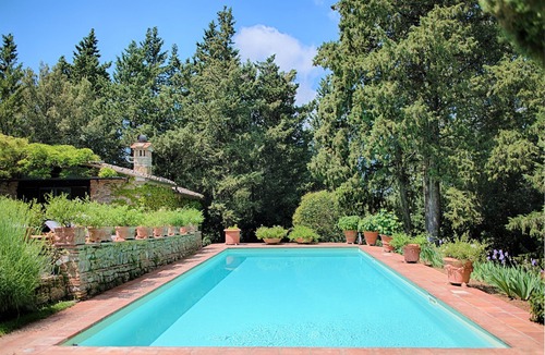 Castellina in Chianti Villa | Villa in Castellina w. Pool, Garden & Winery
