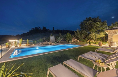 San Terenziano Villa | Villa in Canale with 5 bedrooms sleeps 14