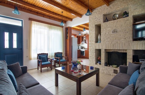 Lefkogeia Villa | Villa in Lefkogia near Souda Beach