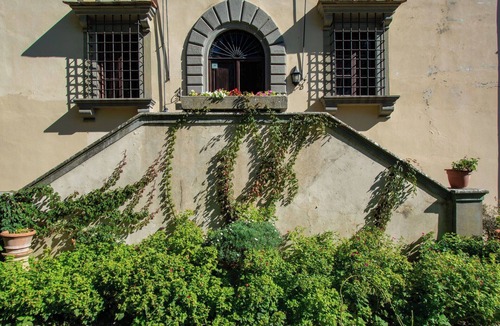 Rignano sull'Arno Villa | Villa in San Martino with 6 bedrooms sleeps 12