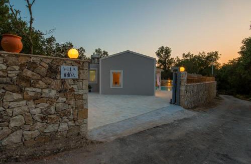 Magazia Villa | Villa Irida