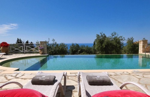 Vlachopoulatika Villa | Villa Kalithea - Stylish Villa with Outstanding Sea & Island Views near Taverna