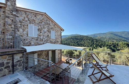 Badia Cantignano Villa | Villa 'La Grecale - Lucca' with Private Pool, Wi-Fi, and Air Conditioning