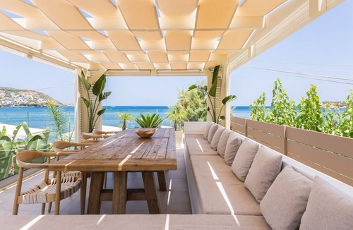 Bali Villa | Villa Moana - Beachfront Coastal Dreams by etouri