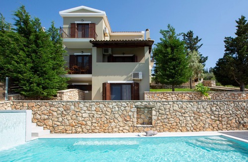 Tsoukaladhes Villa | Villa Oceanis Country House with Sea View, Wi-Fi, and Air Conditioning
