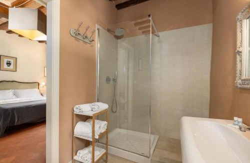 Certaldo Villa | Villa Orchidea by PosarelliVillas