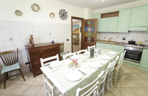 Castelnuovo Apartment | VILLA PATTY ASSISI con SPA e Piscina