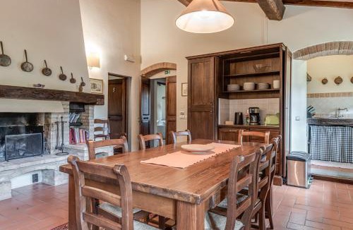 Montespertoli Villa | Villa per 26-30pax piscina & AC