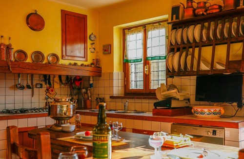 Porcari Villa | Villa Pollinelle - Charming villa with above-ground pool and garden near Lucca