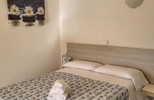Loano Bed & Breakfast | Villa rosa