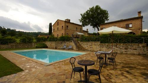 SantʼAngelo in Pontano Villa | Villa Serena - Teloni