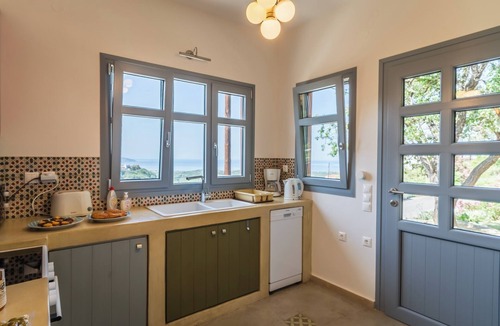 Patima Villa | Villa with private pool and sea view located between Chania and Rethymnon, Lake Kournas