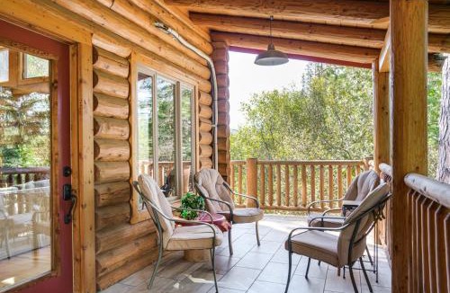 Groveland House | Walk to Pine Mountain Lake: Spacious Family Cabin