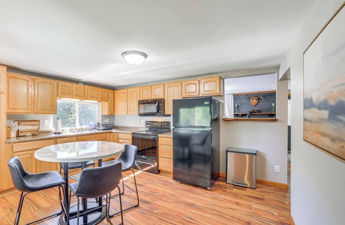 Suring House | Walk to Water: Lake House in Suring!