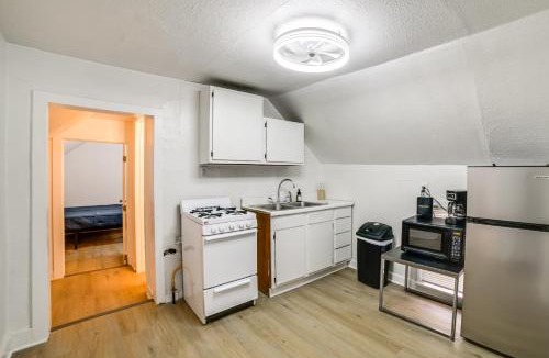 Michigan City Apartment | Walkable Apt in Dtwn Michigan City! 2 Mi to Beach