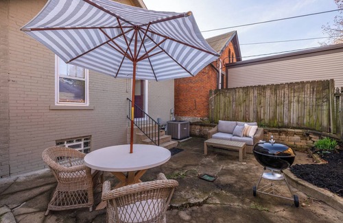 German Village Cottage | Walkable Cottage In Heart of German Village ~ Close to Everything! Clean + Comfy