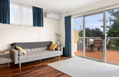 Cowes Apartment | Warley Retreat in Cowes