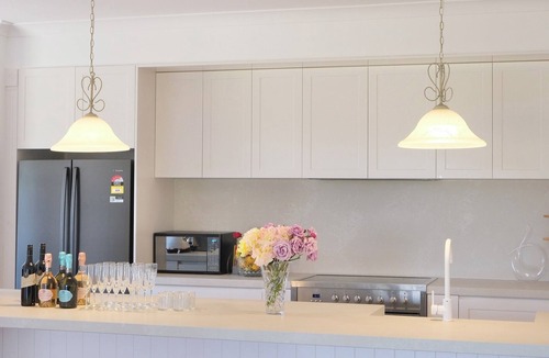 Tooradin House | Waterfront retreat w/private dock, kayaks & animal encounters