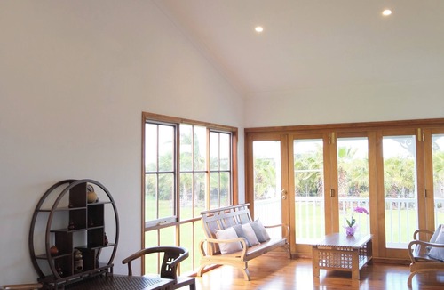 Tooradin House | Waterfront retreat w/private dock, kayaks & animal encounters