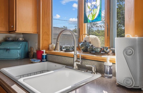 Beulah House | Welcome to All-Seasons Downtown Beulah Beauty!