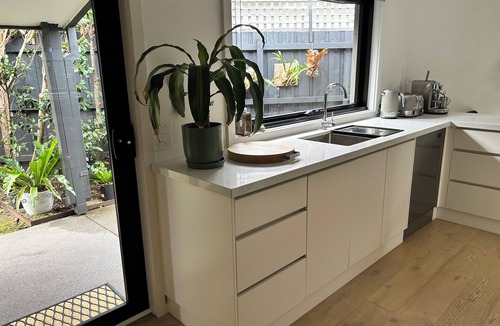 Rye House | Welcome to Rose on Rye, your private oasis.