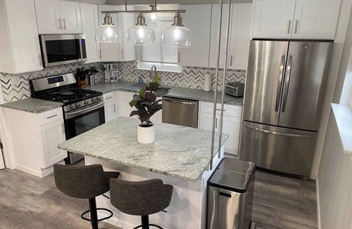 Garden City House | Welcome to your home away from home!