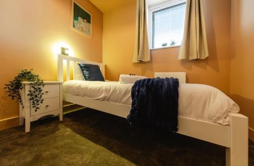 Westbury on Trym Apartment | Westbury Collection - The Village Residence