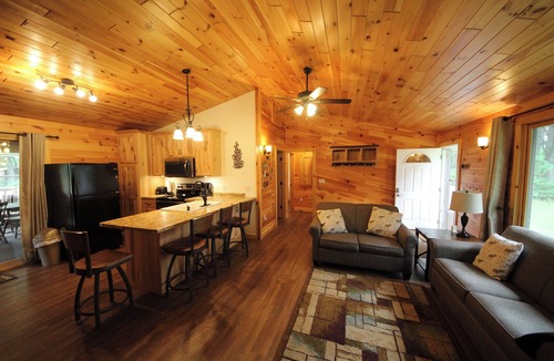 Brazeau Cabin | White Potato Lake Cabin Retreat