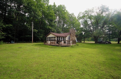 Brazeau Cabin | White Potato Lake Cabin Retreat