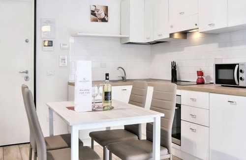 Novoli - San Donato Apartment | Wine Apartments Florence Bardolino