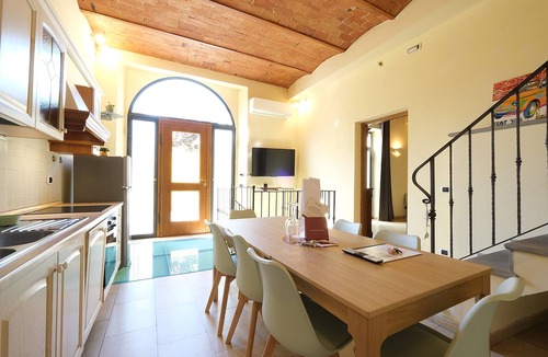 Santa Maria Novella Apartment | Wine Apartments Florence Barbaresco