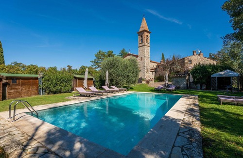 Castellina in Chianti Villa | Wonderful private villa with private pool, WIFI, TV and patio, close to Greve In Chianti