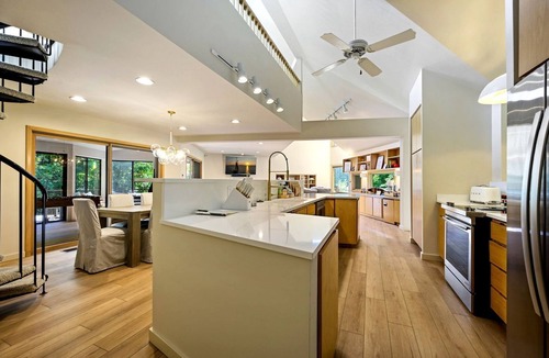 Sister Bay Cottage | Wonderful Coast Cottage Beautifully Design in Wisconsin